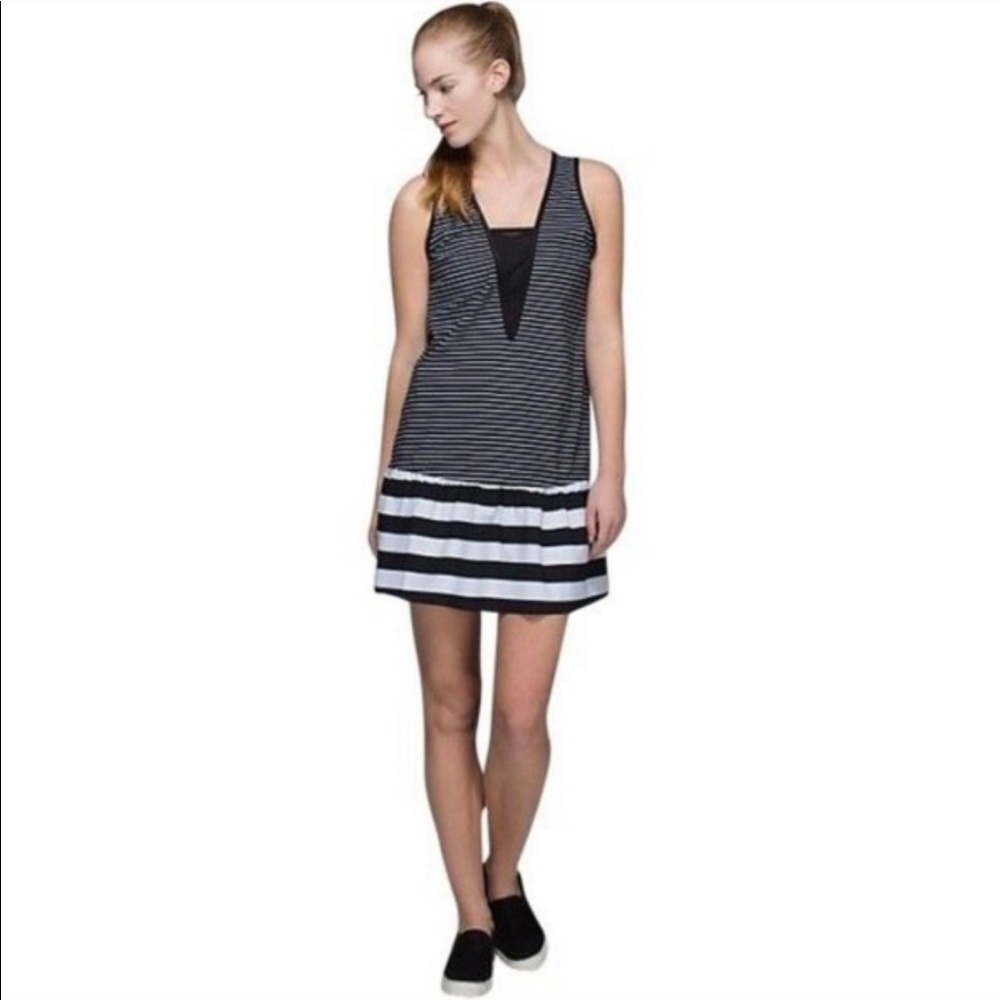 Lululemon two ways dress